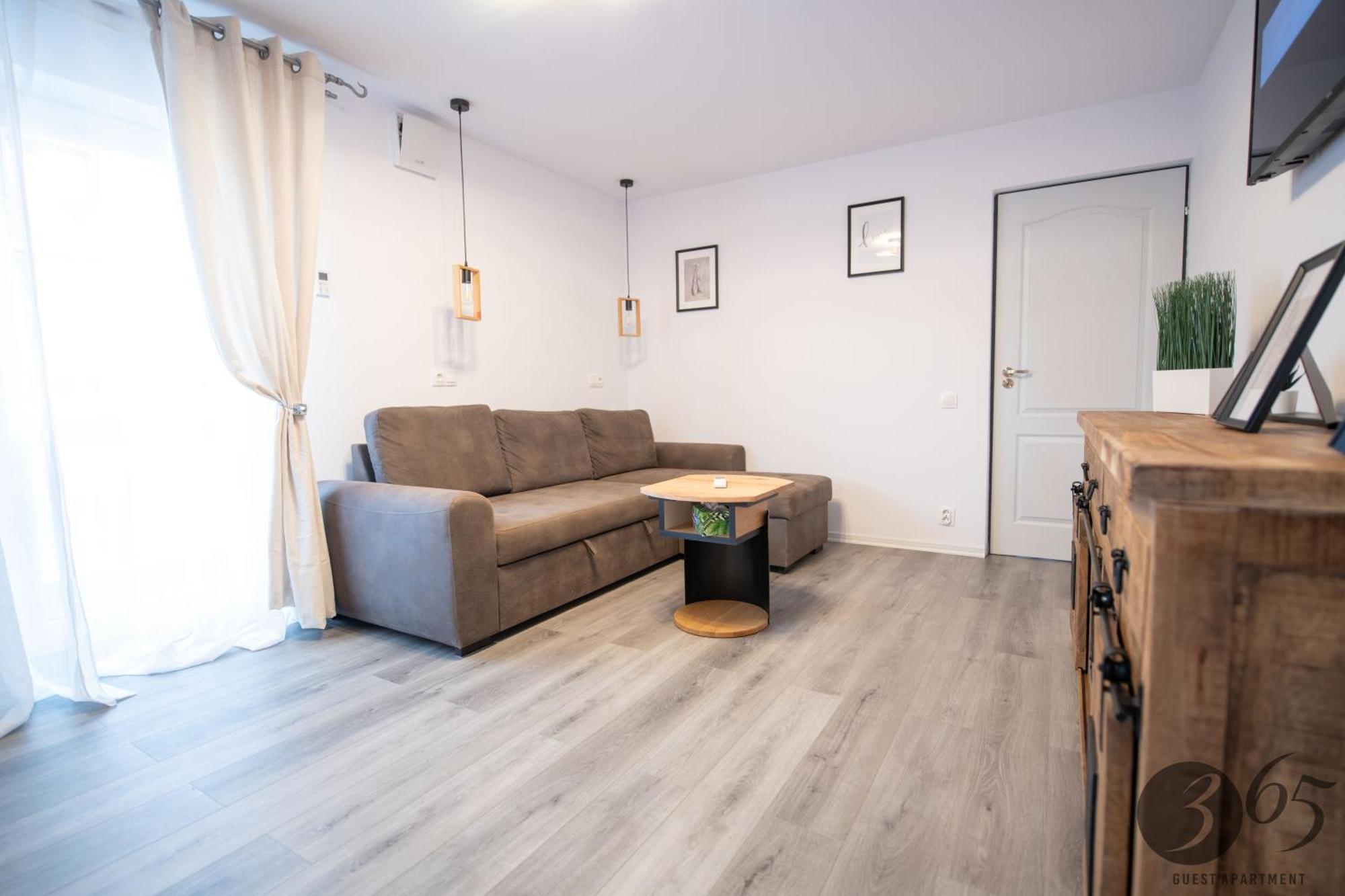 365 Guest Apartment Hunedoara Exterior foto